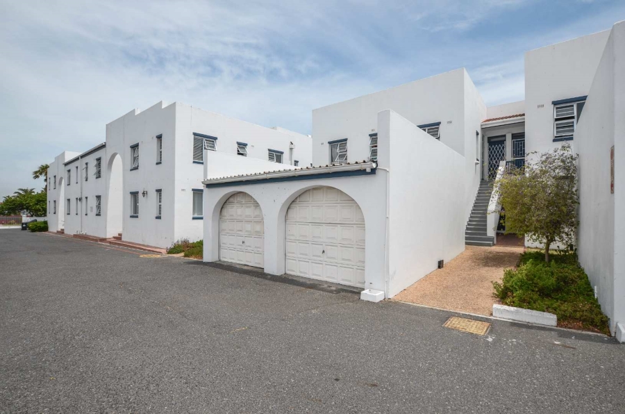 To Let 2 Bedroom Property for Rent in West Beach Western Cape